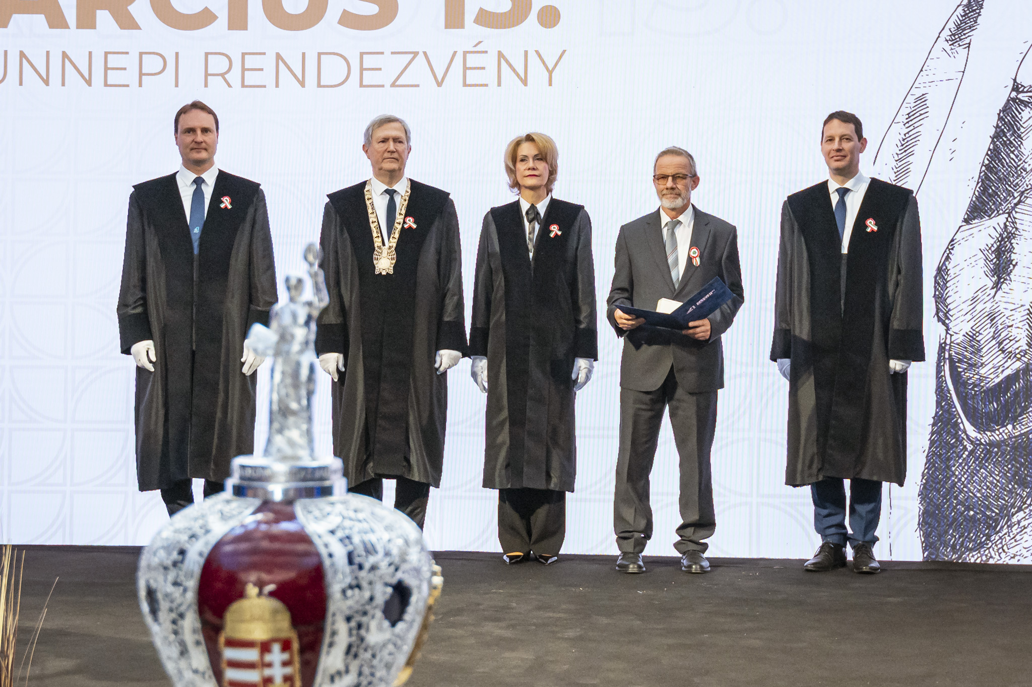 Gallery of award recipients: The ceremony also provided an opportunity to present the prestigious recognitions of Széchenyi István University. (Photo: András Adorján, Gergely Nagy / Széchenyi István University)